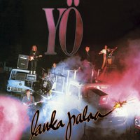 VIIMEISEN HETKEN KYYNELEET - Yö