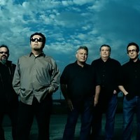 Los Lobos