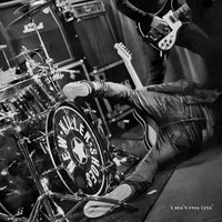 Circles - New Killer Shoes