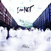 Mirror - Stray Kids (스트레이 키즈)